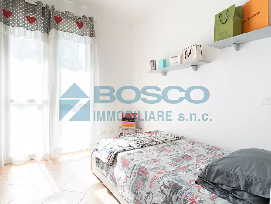 Immagine 11 di Villa in vendita  in Via  Graveglia a Riccò Del Golfo Di Spezia