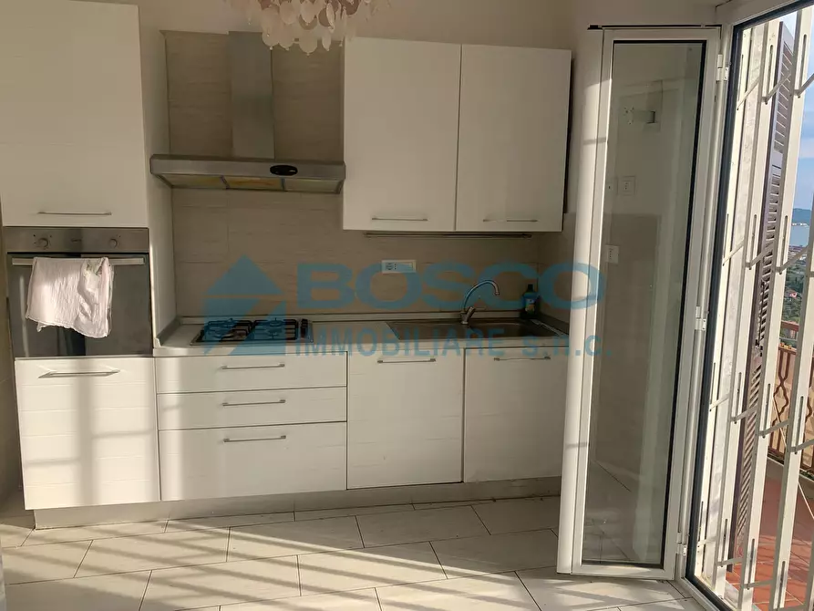 Immagine 8 di Pentalocale in vendita  in Borgo Mitiliano 6 a Vezzano Ligure