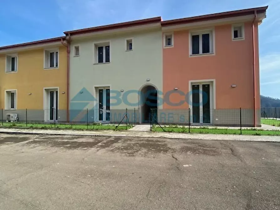 Immagine 14 di Bilocale in vendita  a Beverino