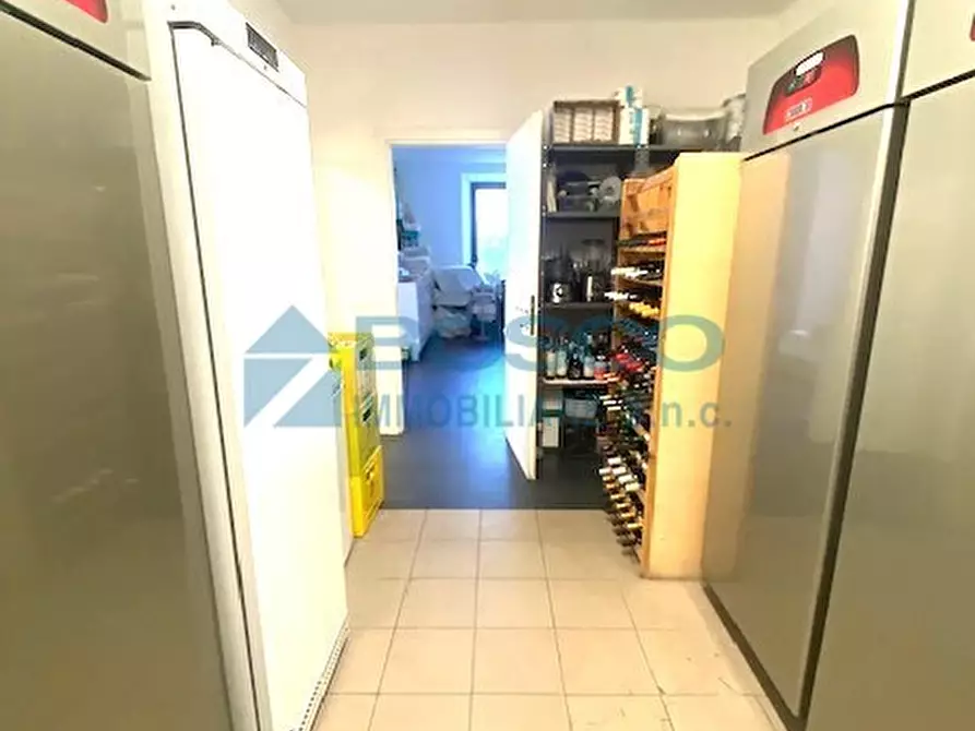 Immagine 19 di Bar / Ristorante in vendita  a Lerici