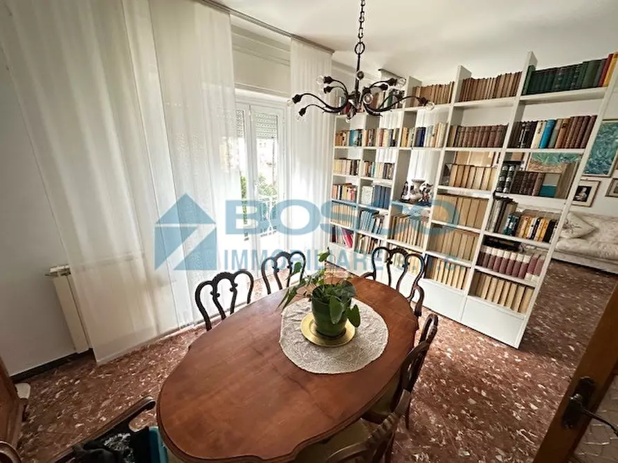 Immagine 15 di Pentalocale in vendita  in Via di Birano a La Spezia