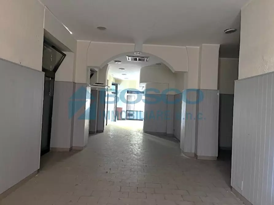 Immagine 1 di Locale commerciale in affitto  in via Garibaldi 10 a La Spezia