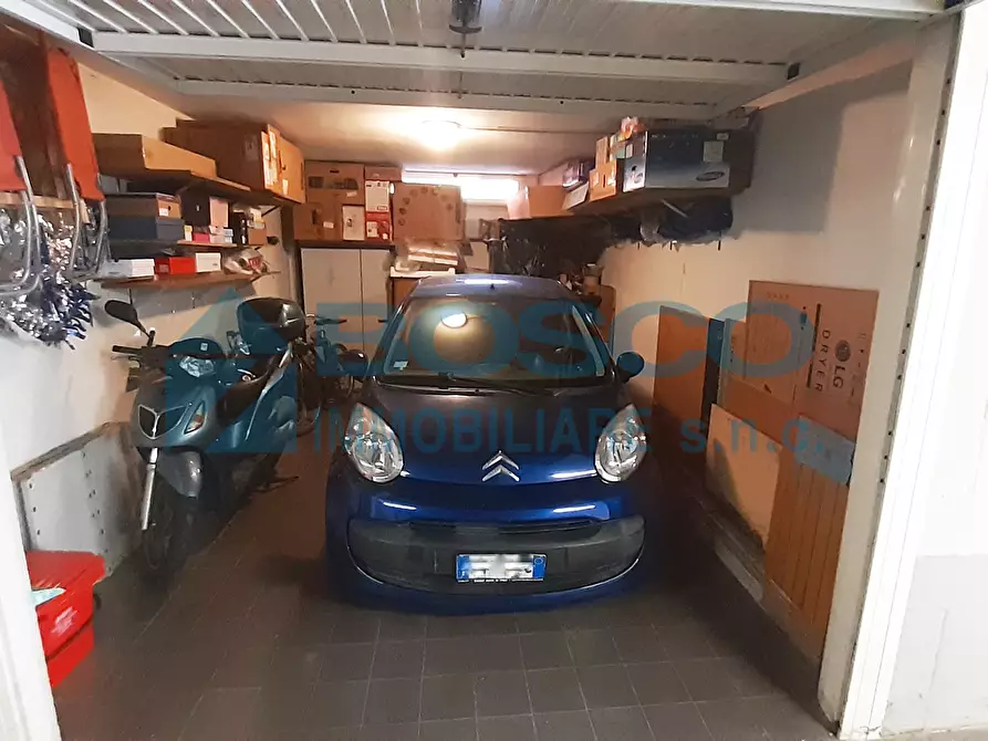 Immagine 36 di Pentalocale in vendita  in Via Sarzana a La Spezia
