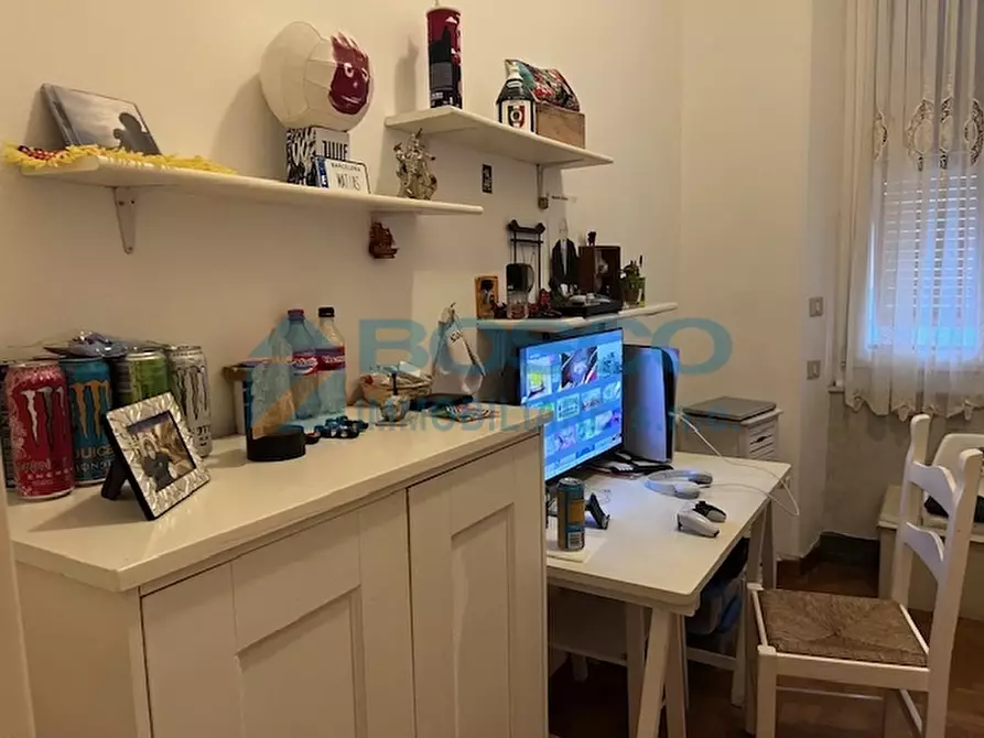 Immagine 17 di Pentalocale in vendita  in via Di Monale a La Spezia