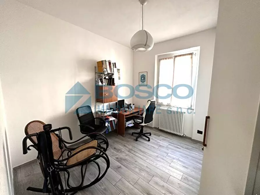 Immagine 17 di Pentalocale in vendita  in Via Paverano 45 a La Spezia