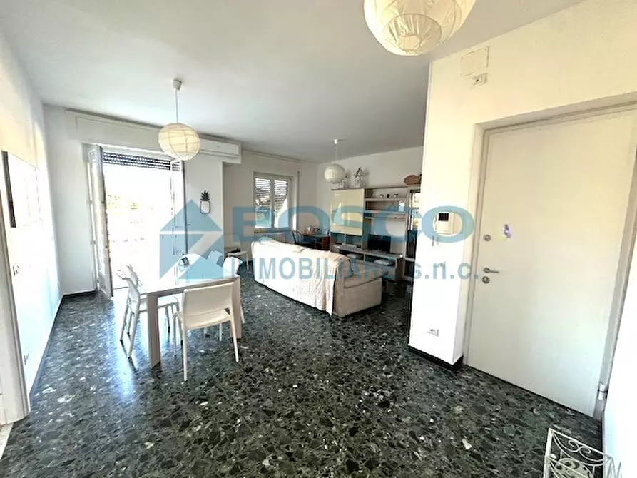 Immagine 1 di Pentalocale in vendita  in Via Francesco Crispi 74 a La Spezia