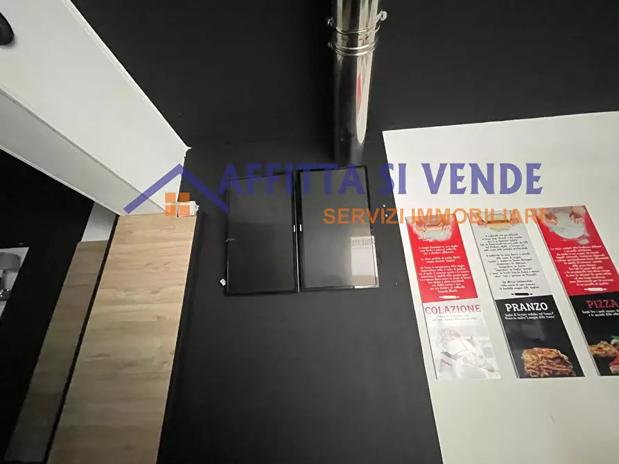 Immagine 18 di Locale commerciale in affitto  in Via Europa 46 a Siracusa