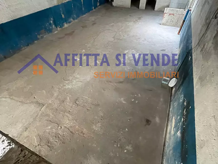 Immagine 7 di Magazzino in vendita  a Floridia