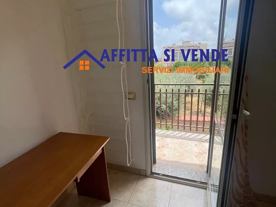 Immagine 42 di Bilocale in affitto  in Via Luigi Pirandello 35 a Melilli