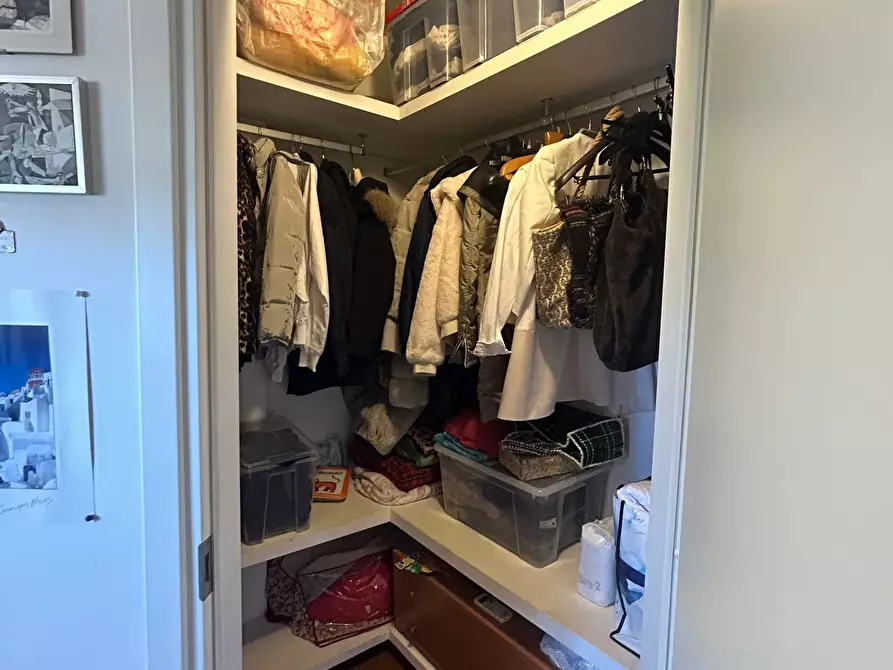 Immagine 17 di Pentalocale in vendita  a Pescara