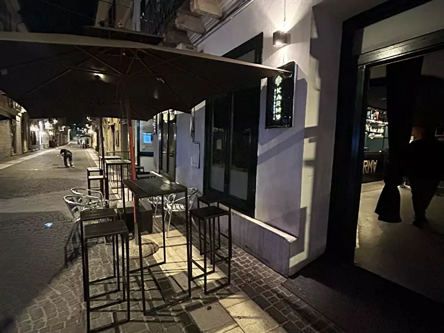 Immagine 6 di Attività commerciale in vendita  a Pescara