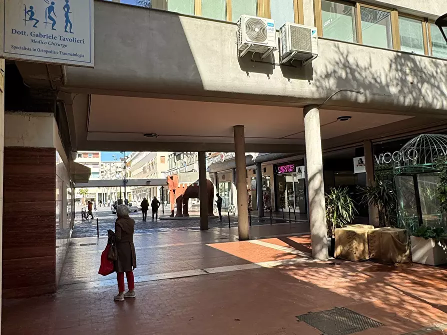 Immagine 1 di Ufficio in affitto  a Pescara