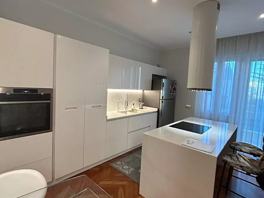 Immagine 8 di Trilocale in vendita  a Pescara