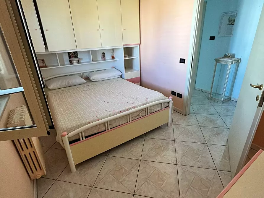 Immagine 21 di Casa trifamiliare in vendita  a Pescara