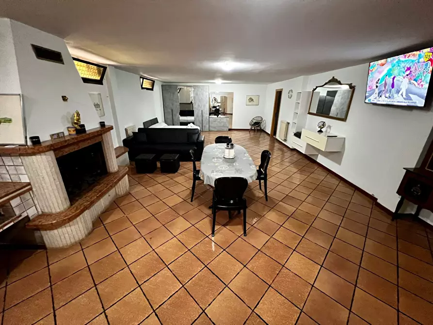 Immagine 1 di Loft/Open space in vendita  a Pescara