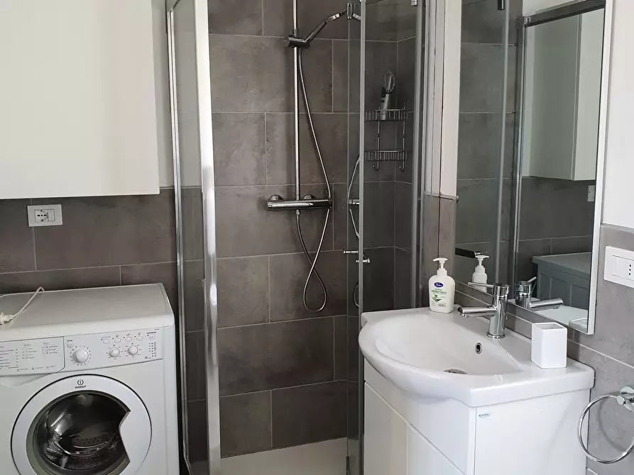 Immagine 16 di Trilocale in vendita  a Rapallo