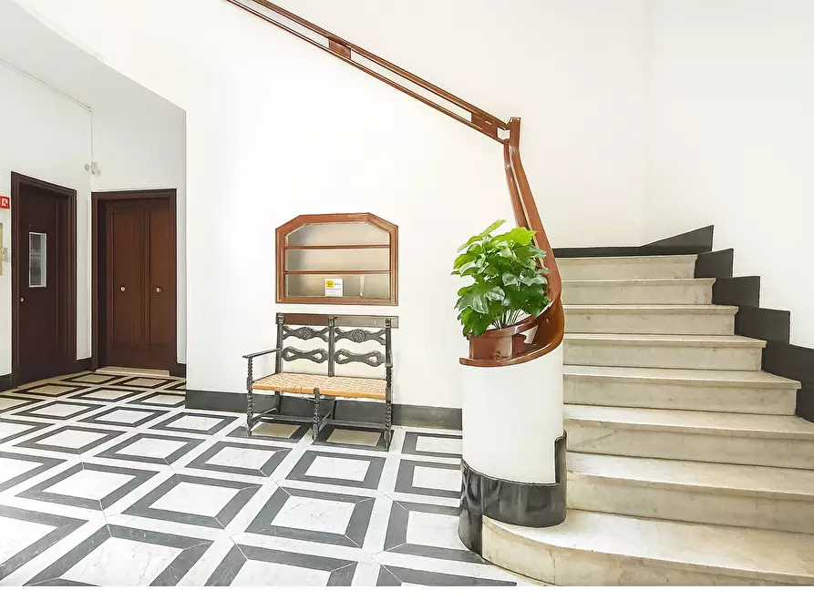 Immagine 2 di Quadrilocale in vendita  a Rapallo