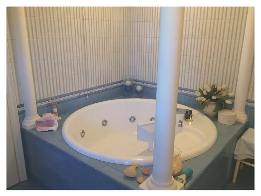 Immagine 11 di Quadrilocale in vendita  a Zoagli