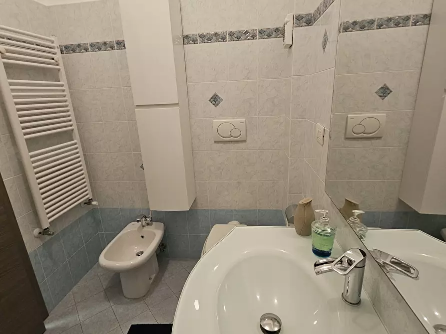 Immagine 5 di Bilocale in affitto  in Via Fratelli Betti 289 a Rapallo