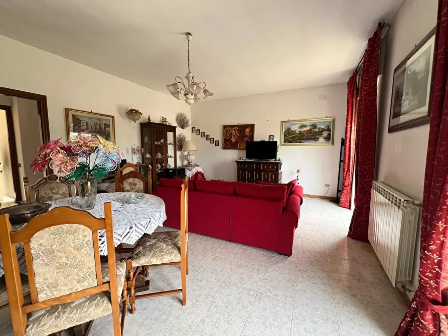 Immagine 7 di Villa in vendita  a Fiano Romano