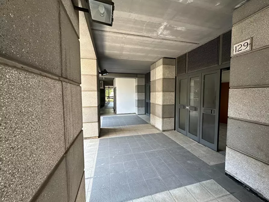 Immagine 2 di Ufficio in affitto  in Via Monte Giberto 133 a Roma