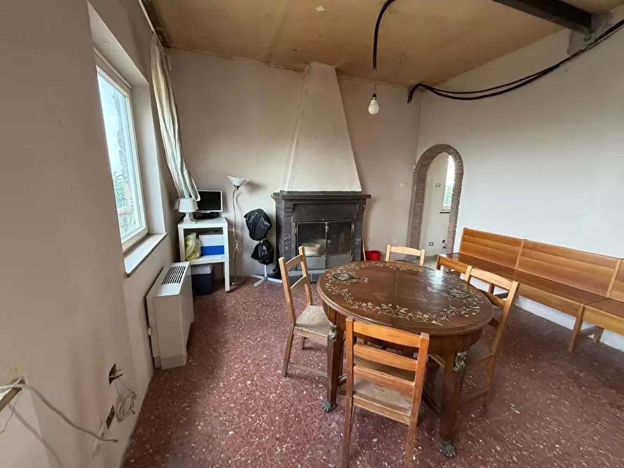 Immagine 3 di Casa indipendente in vendita  a Torrita Tiberina