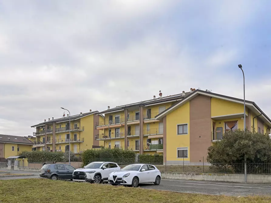 Immagine 14 di Quadrilocale in vendita  in Via Valdambrini 5 a Caluso