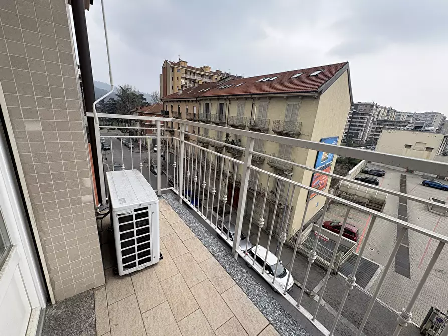 Immagine 5 di Quadrilocale in vendita  in Via Sommariva 21 a Torino