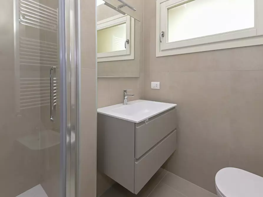 Immagine 14 di Bilocale in affitto  in Strada del Fioccardo 4 a Torino