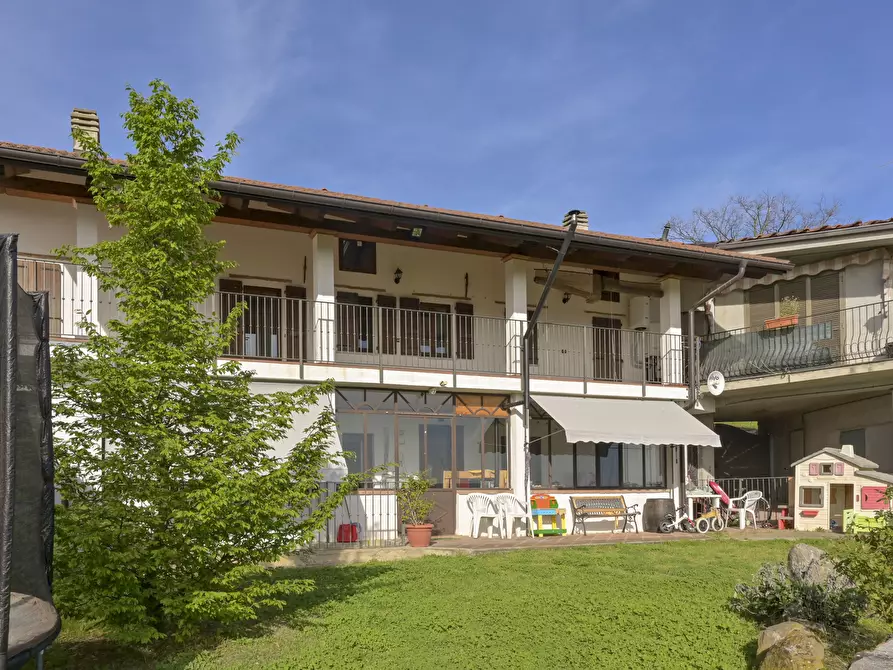 Immagine 8 di Porzione di casa in vendita  in via Zimone 49 a Viverone