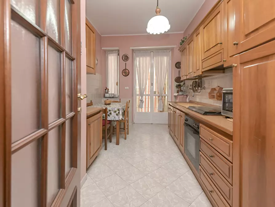 Immagine 9 di Quadrilocale in vendita  in Corso Peschiera 349 a Torino