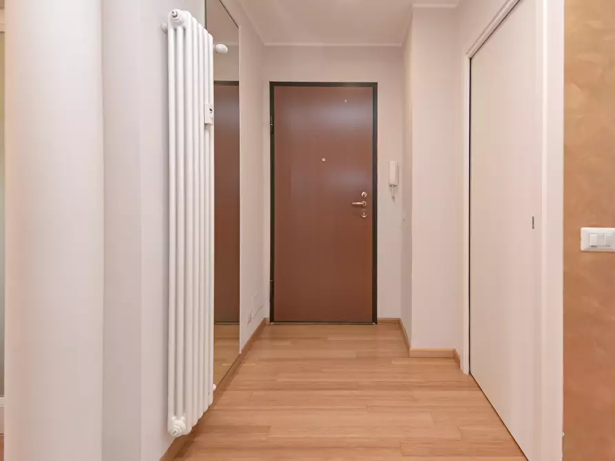 Immagine 9 di Quadrilocale in vendita  in via trecate 15 a Torino