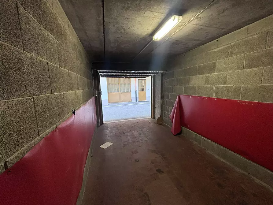 Immagine 18 di Garage in vendita  in Via Albenga 22 a Torino