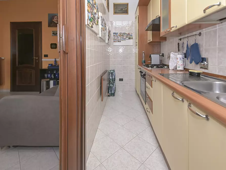 Immagine 24 di Bilocale in vendita  in Via Monginevro 220 a Torino