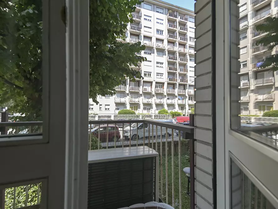 Immagine 35 di Ufficio in vendita  in Corso Monte Cucco 85 a Torino