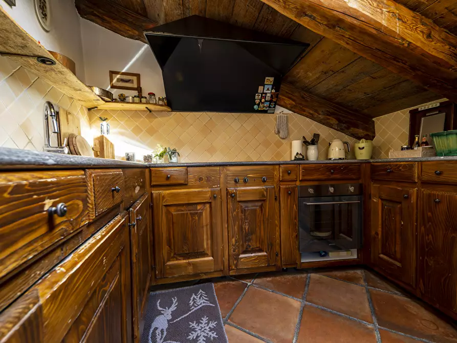 Immagine 22 di Baita in vendita  in Borgata Gleise 30 a Bardonecchia