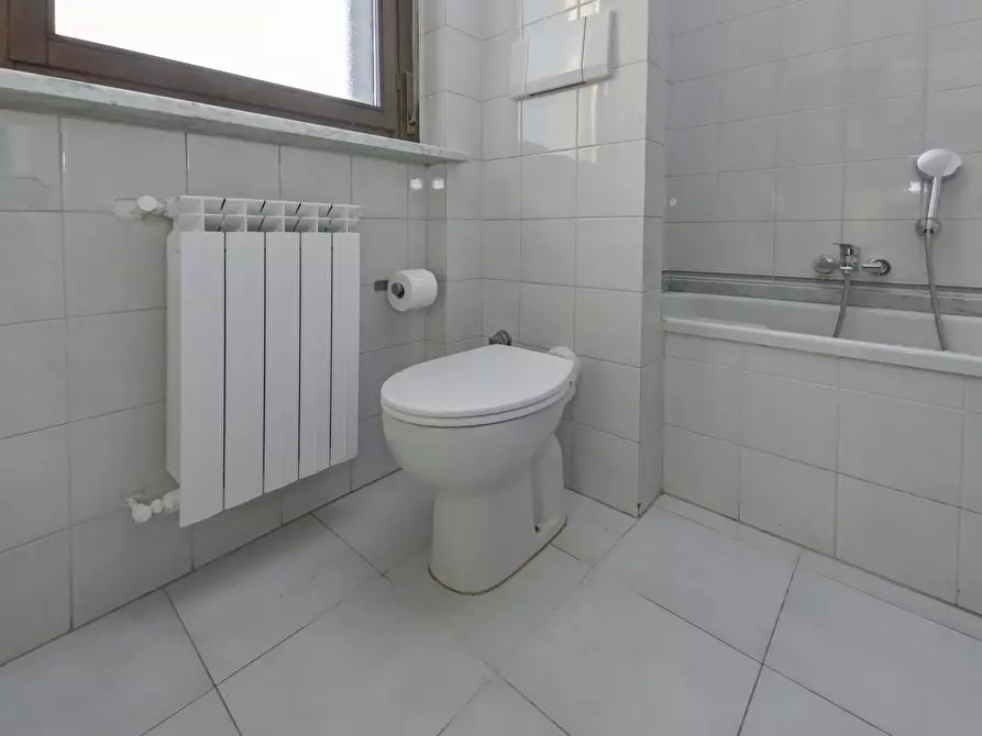 Immagine 46 di Quadrilocale in affitto  in Via Pietro Cossa 293/40 a Torino