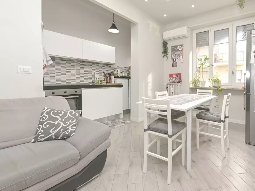 Immagine 15 di Bilocale in vendita  in via umberto giordano 8 a Nichelino