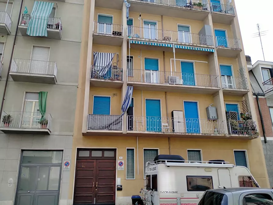 Immagine 1 di Bilocale in vendita  in Via Meina 8 a Torino