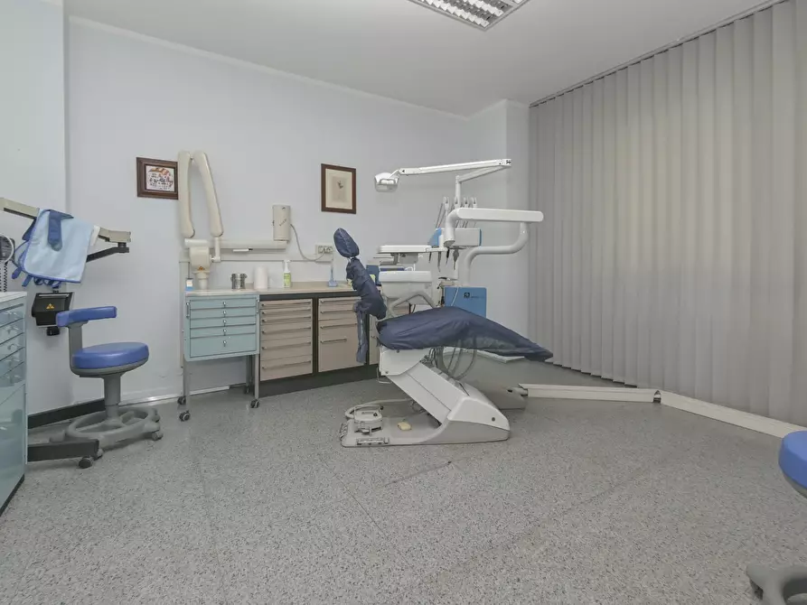 Immagine 31 di Ufficio in vendita  in Corso Monte Cucco 85 a Torino