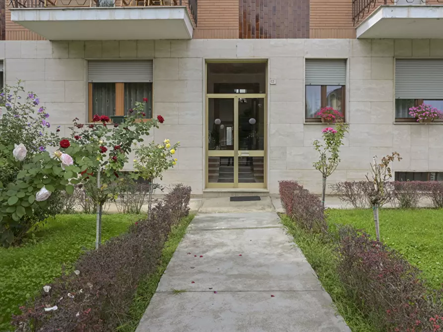 Immagine 2 di Appartamento in vendita  in via Giacosa 12 a Moncalieri