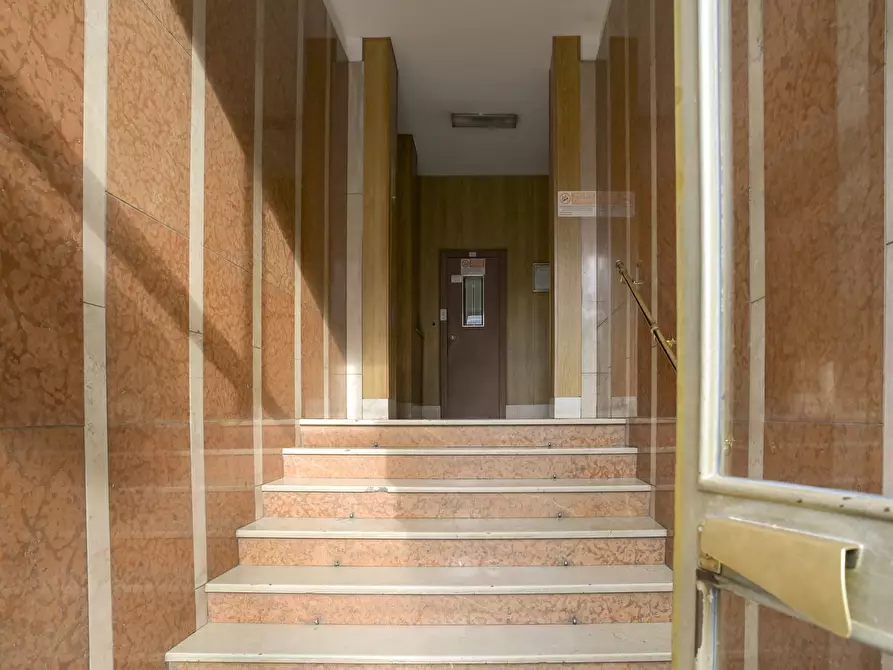 Immagine 4 di Bilocale in vendita  in via umberto giordano 8 a Nichelino