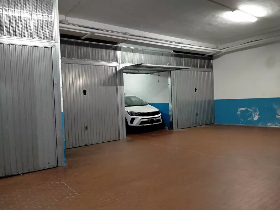 Immagine 12 di Garage in affitto  in Via Gianfrancesco Re 28 a Torino
