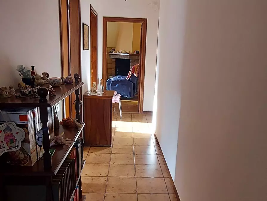 Immagine 23 di Appartamento in vendita  a Massa Martana