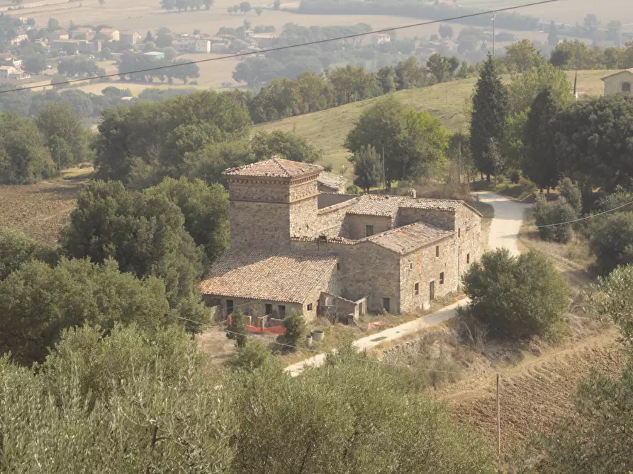 Immagine 1 di Rustico / casale in vendita  a Todi