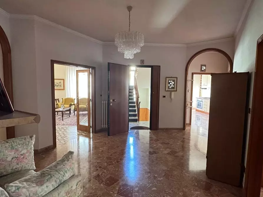 Immagine 6 di Pentalocale in vendita  in Via Luigi Finamore Pepe a Monopoli