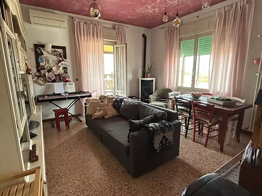 Immagine 8 di Quadrilocale in vendita  in viale Ungheria 32/6 a Noventa Vicentina