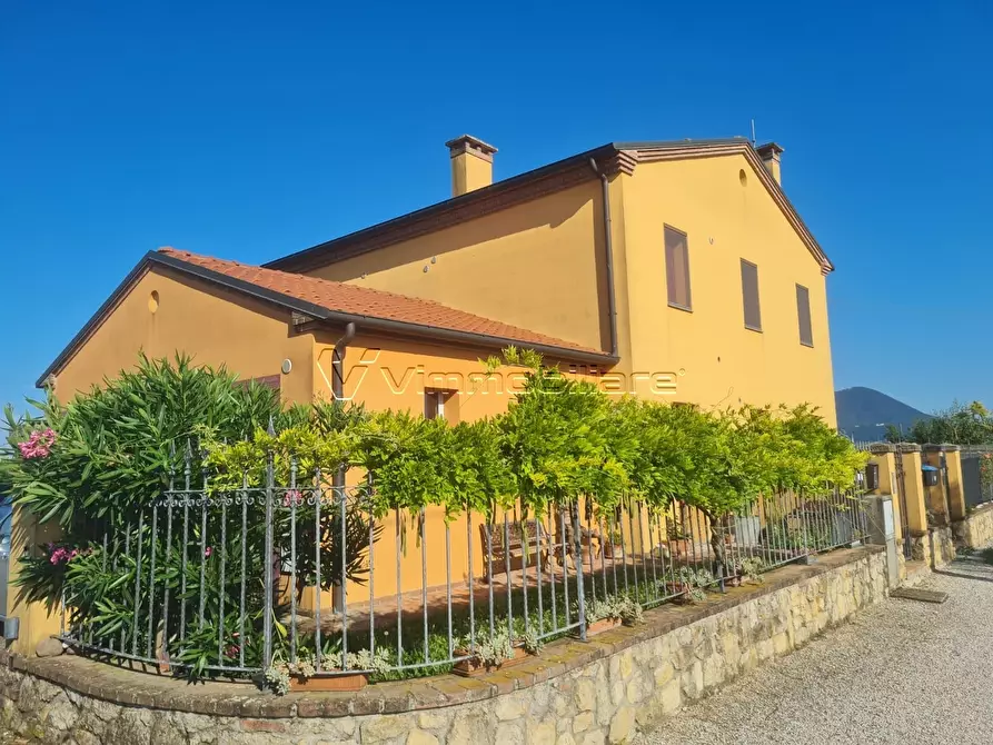 Immagine 2 di Porzione di casa in vendita  in via cà montanare 49 a Barbarano Mossano