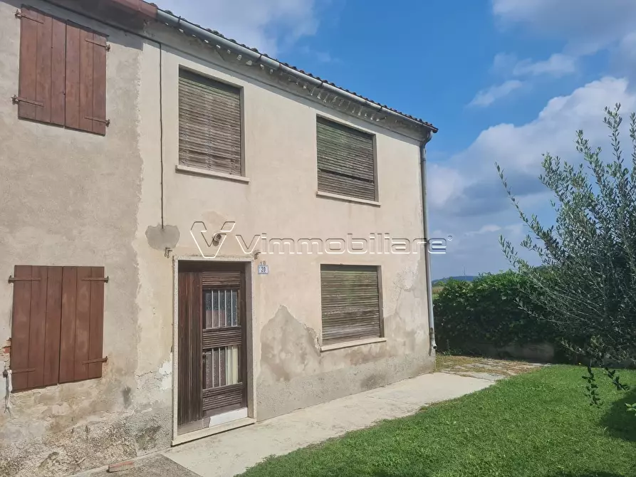 Immagine 1 di Casa trifamiliare in vendita  in Via Strada Pozzetto 20 a Albettone