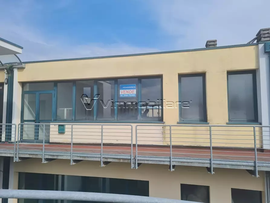 Immagine 2 di Laboratorio in vendita  in via ponticelli 144 a Agugliaro